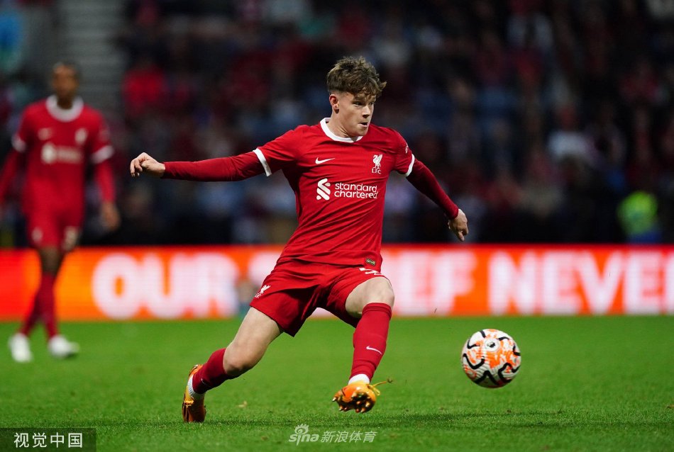 让我们拭目 让我们拭目